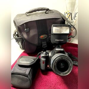 Pentax K 2000-Digital Camera.